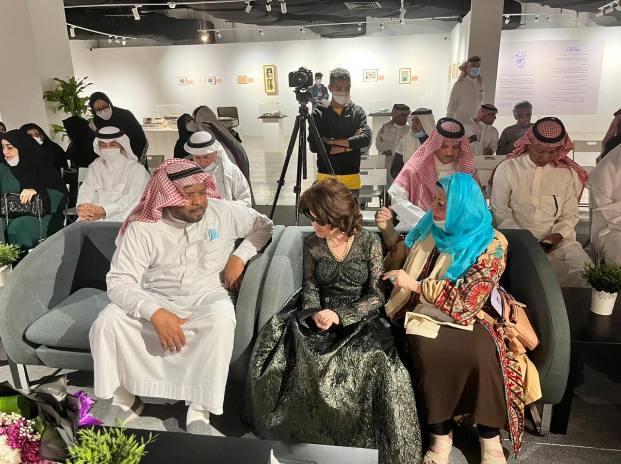 طاهر زمخشري 17عام في حياة ابتسام لطفي