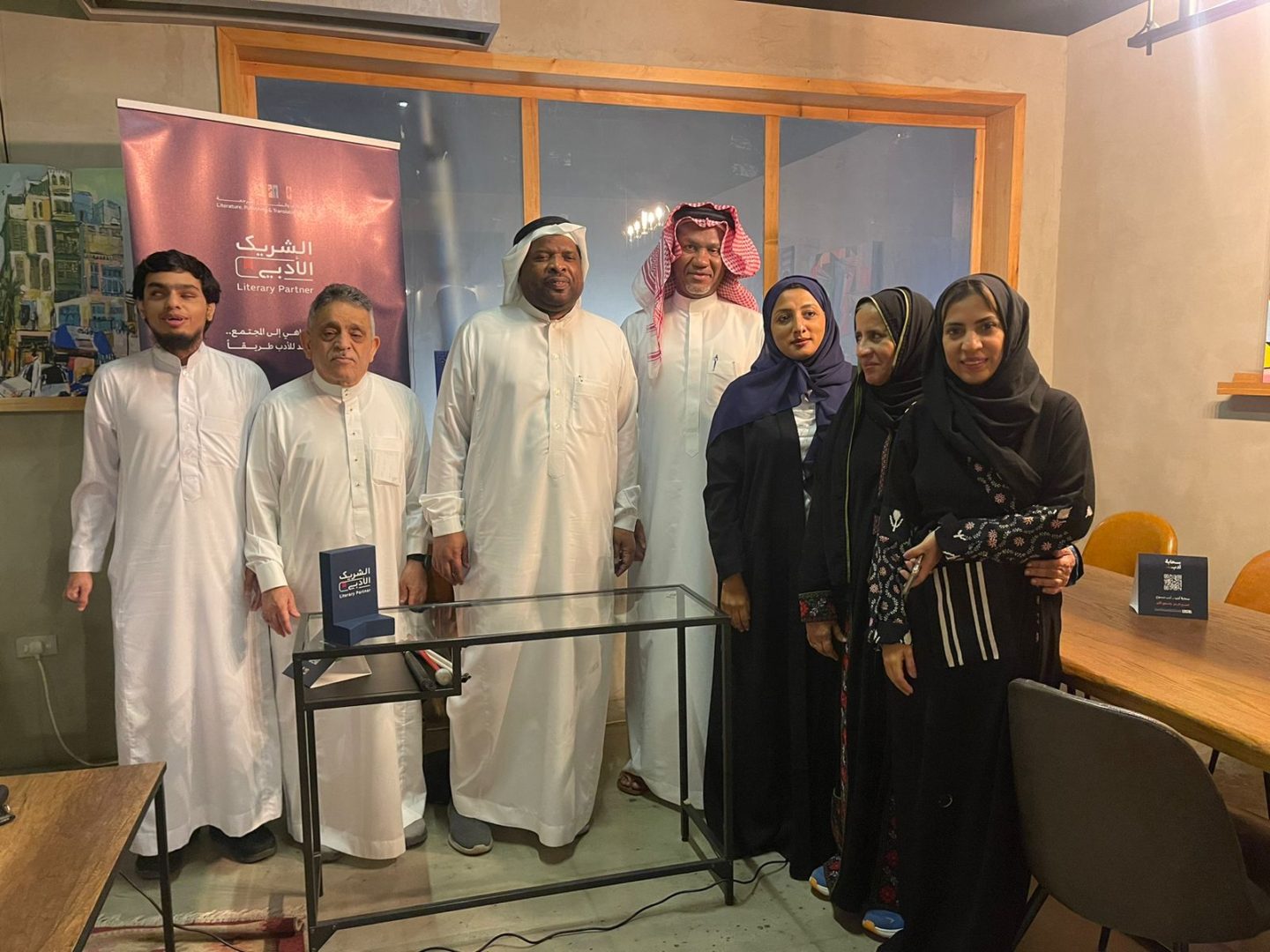 مجلة اليمامة: في يوم العصا البيضاء.. الشريك الأدبي ينظم أمسية ثقافية عن أدب العميان.
